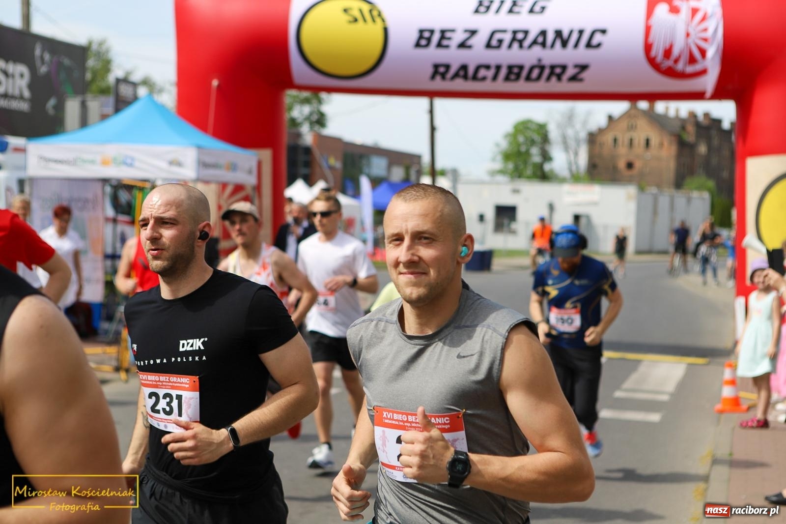Zdjęcie w galerii na portalu naszraciborz.pl: Policyjny Memoriał i Bieg bez Granic [krótsze dystanse i nordic walking] wiadomości z regionu