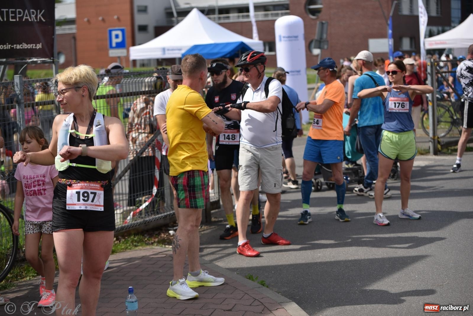 Zdjęcie w galerii na portalu naszraciborz.pl: XVI Bieg bez Granic i piłkarski turniej drużyn mundurowych [FOTO] wiadomości z regionu