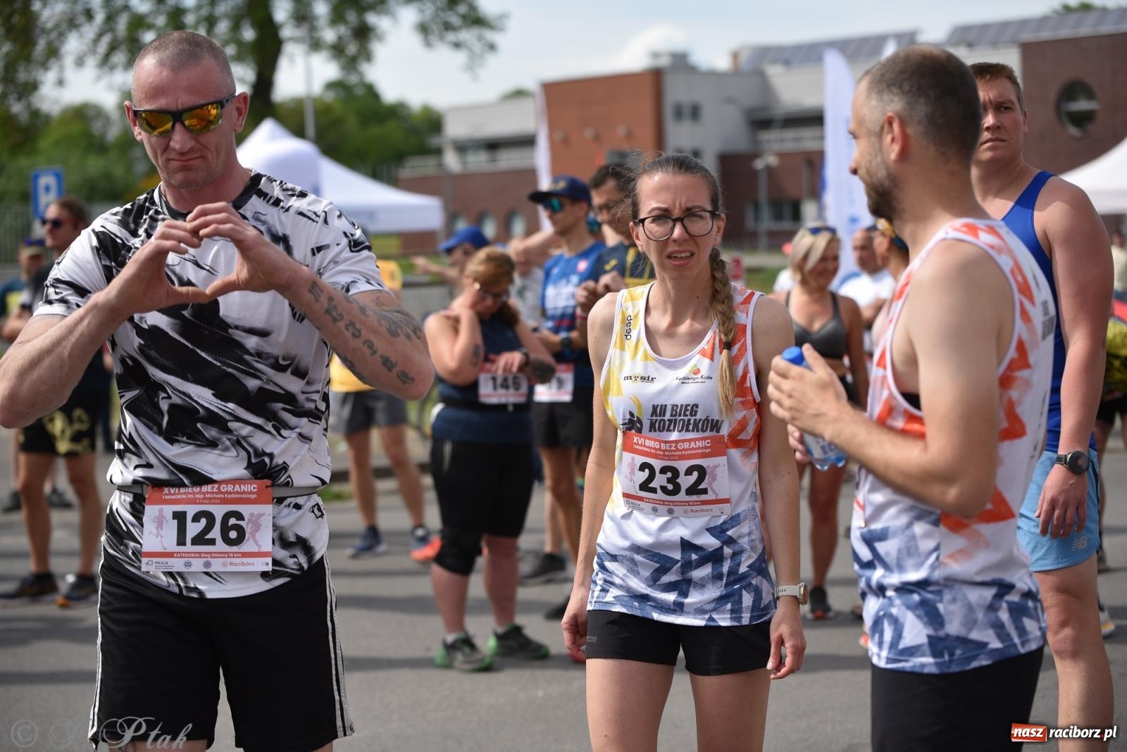 Zdjęcie w galerii na portalu naszraciborz.pl: XVI Bieg bez Granic i piłkarski turniej drużyn mundurowych [FOTO] wiadomości z regionu