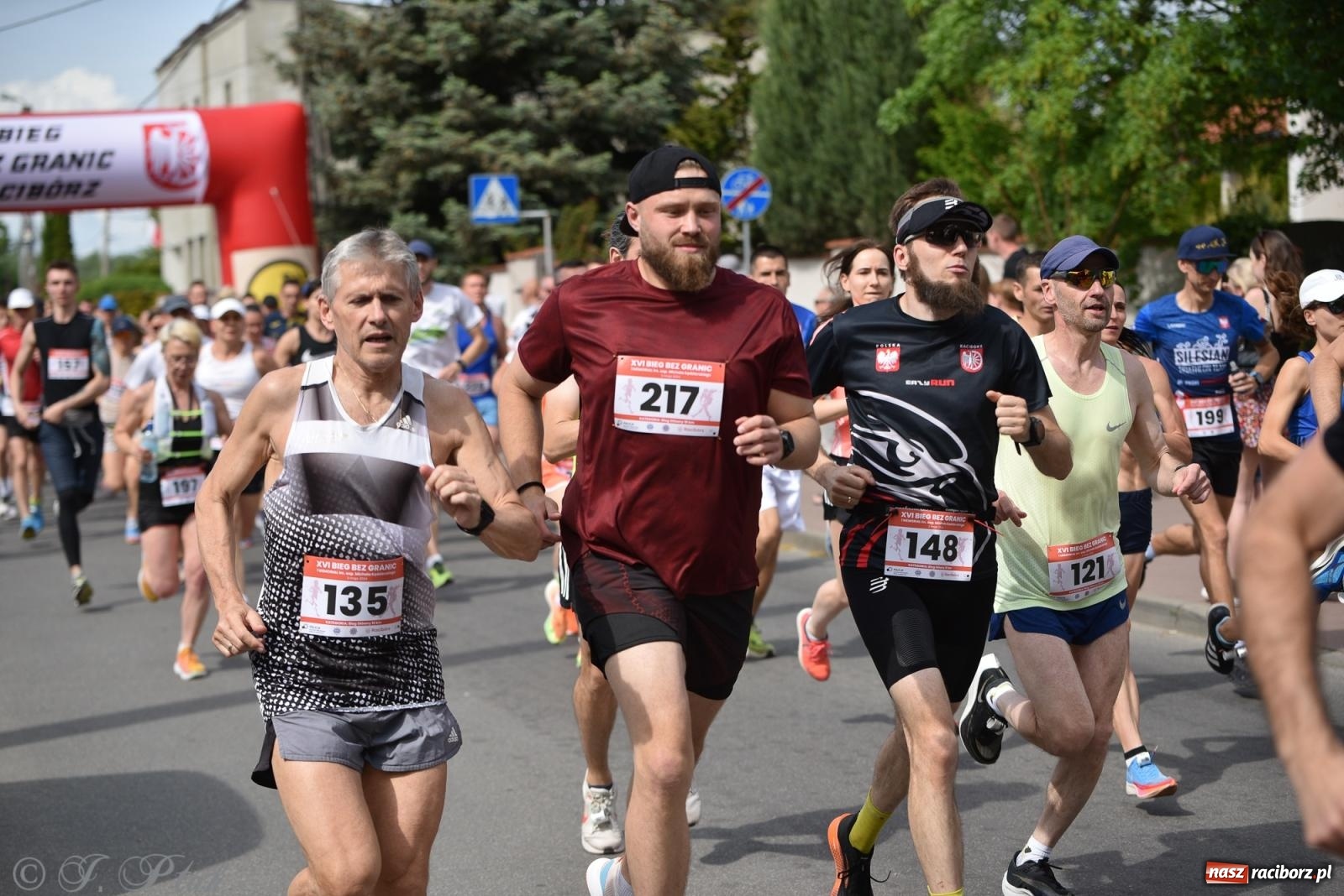 Zdjęcie w galerii na portalu naszraciborz.pl: XVI Bieg bez Granic i piłkarski turniej drużyn mundurowych [FOTO] wiadomości z regionu