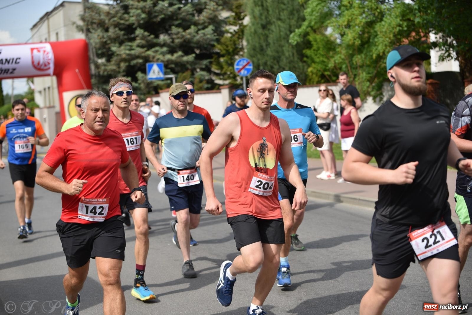 Zdjęcie w galerii na portalu naszraciborz.pl: XVI Bieg bez Granic i piłkarski turniej drużyn mundurowych [FOTO] wiadomości z regionu
