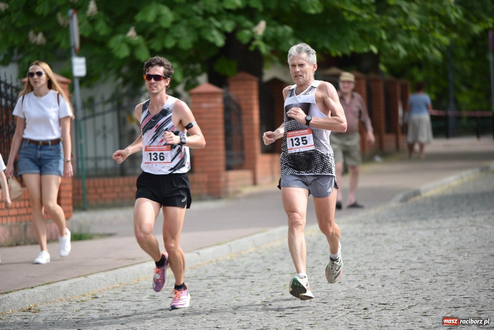 Zdjęcie w galerii na portalu naszraciborz.pl: XVI Bieg bez Granic i piłkarski turniej drużyn mundurowych [FOTO] wiadomości z regionu