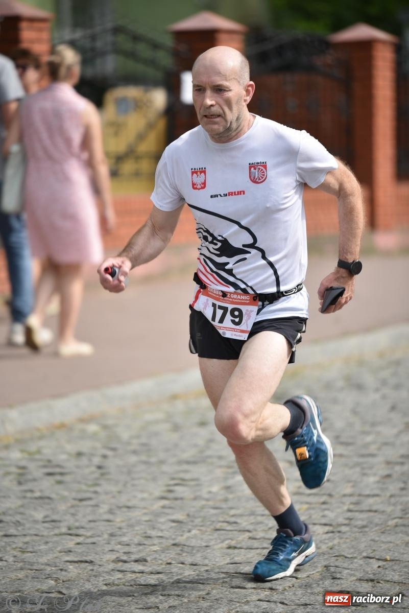 Zdjęcie w galerii na portalu naszraciborz.pl: XVI Bieg bez Granic i piłkarski turniej drużyn mundurowych [FOTO] wiadomości z regionu
