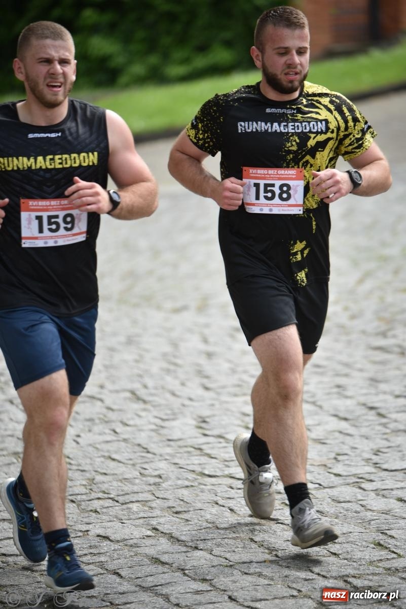 Zdjęcie w galerii na portalu naszraciborz.pl: XVI Bieg bez Granic i piłkarski turniej drużyn mundurowych [FOTO] wiadomości z regionu