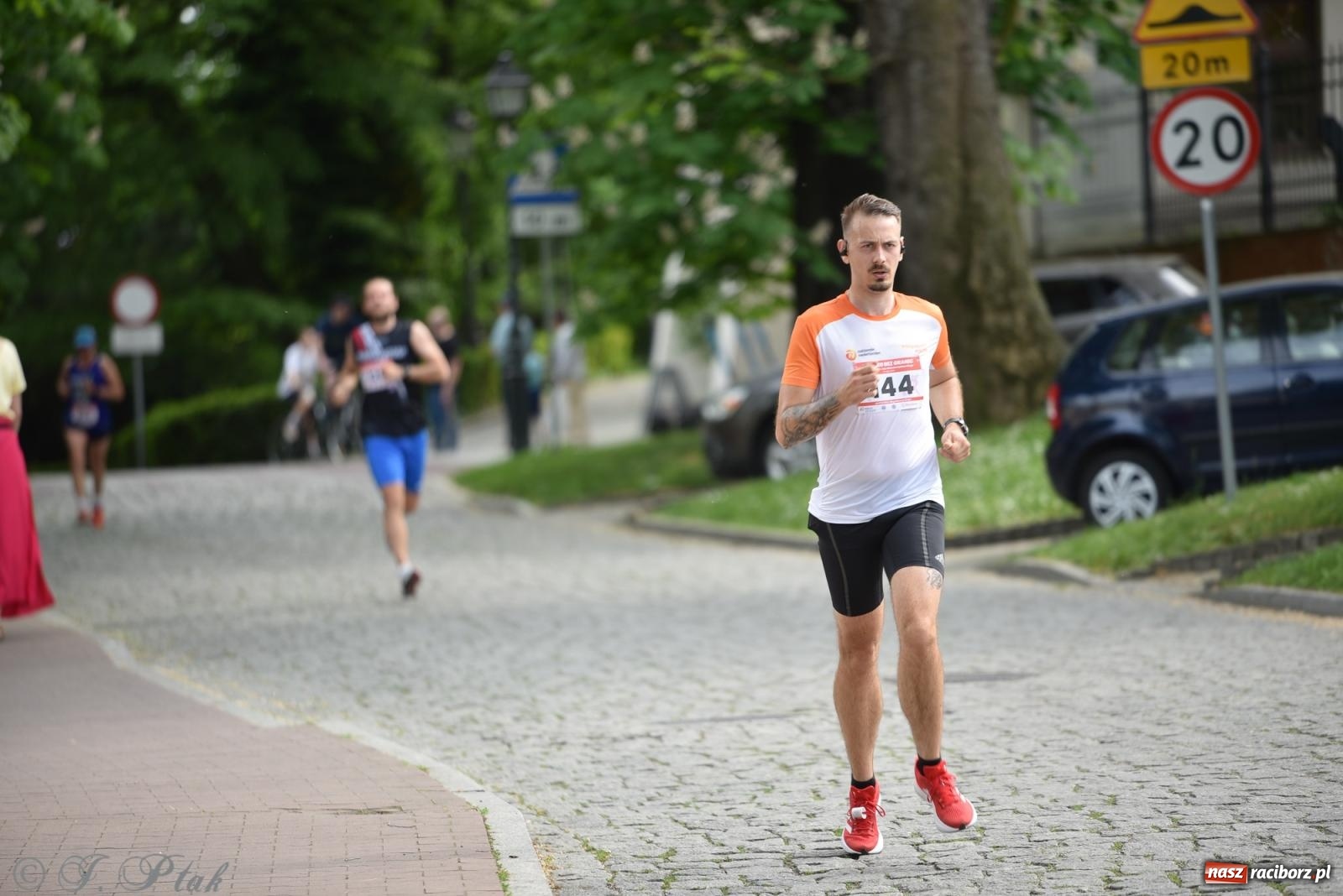 Zdjęcie w galerii na portalu naszraciborz.pl: XVI Bieg bez Granic i piłkarski turniej drużyn mundurowych [FOTO] wiadomości z regionu