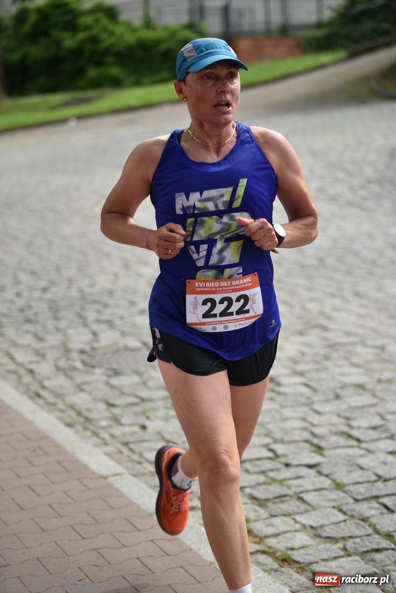 Zdjęcie w galerii na portalu naszraciborz.pl: XVI Bieg bez Granic i piłkarski turniej drużyn mundurowych [FOTO] wiadomości z regionu