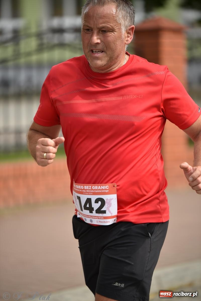 Zdjęcie w galerii na portalu naszraciborz.pl: XVI Bieg bez Granic i piłkarski turniej drużyn mundurowych [FOTO] wiadomości z regionu