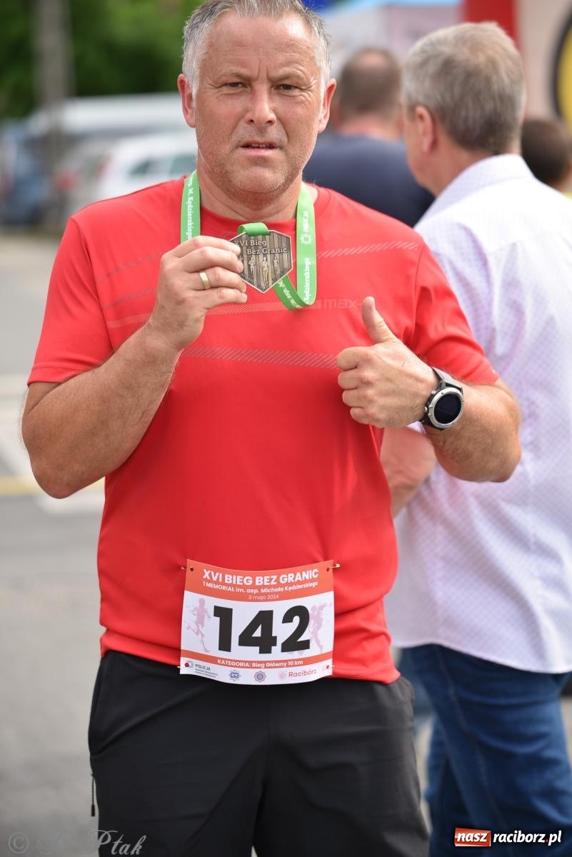 Zdjęcie w galerii na portalu naszraciborz.pl: XVI Bieg bez Granic i piłkarski turniej drużyn mundurowych [FOTO] wiadomości z regionu