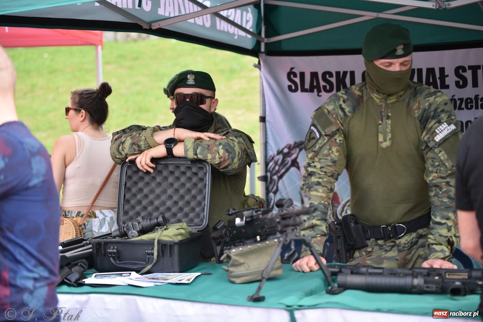 Zdjęcie w galerii na portalu naszraciborz.pl: XVI Bieg bez Granic i piłkarski turniej drużyn mundurowych [FOTO] wiadomości z regionu