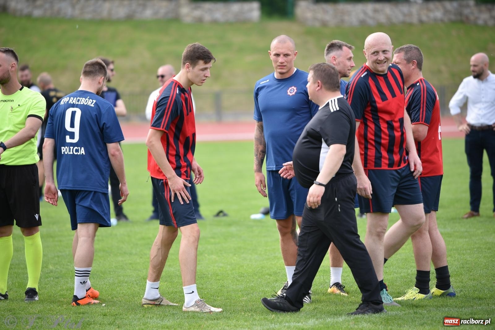 Zdjęcie w galerii na portalu naszraciborz.pl: XVI Bieg bez Granic i piłkarski turniej drużyn mundurowych [FOTO] wiadomości z regionu