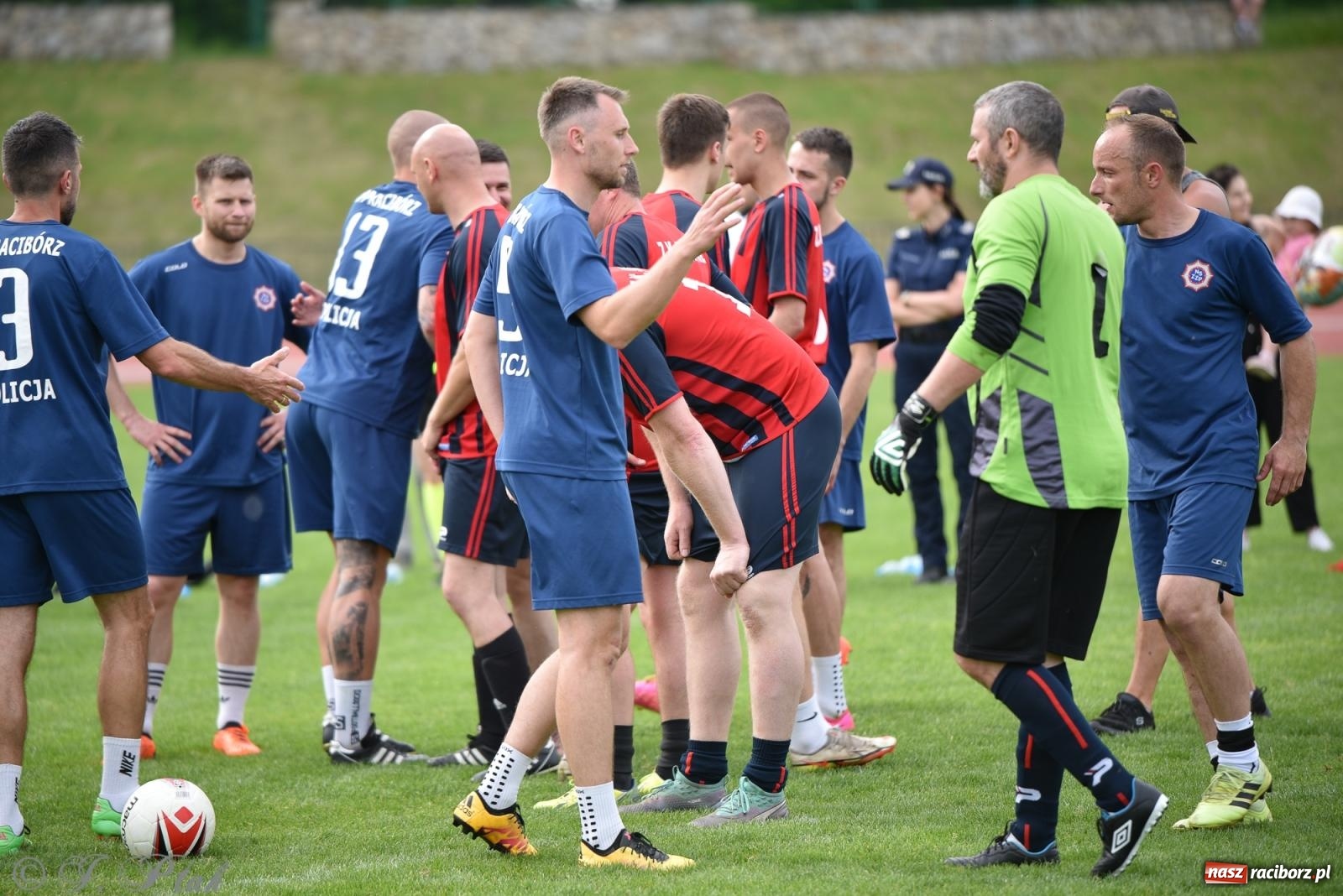 Zdjęcie w galerii na portalu naszraciborz.pl: XVI Bieg bez Granic i piłkarski turniej drużyn mundurowych [FOTO] wiadomości z regionu