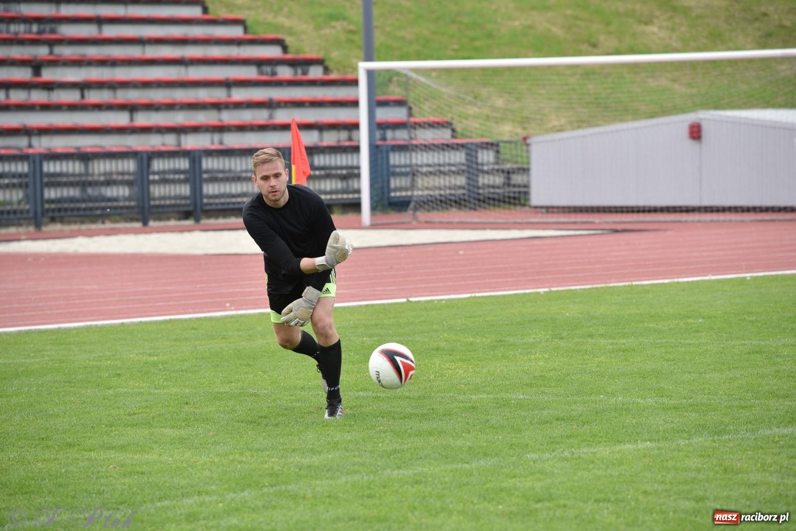 Zdjęcie w galerii na portalu naszraciborz.pl: XVI Bieg bez Granic i piłkarski turniej drużyn mundurowych [FOTO] wiadomości z regionu