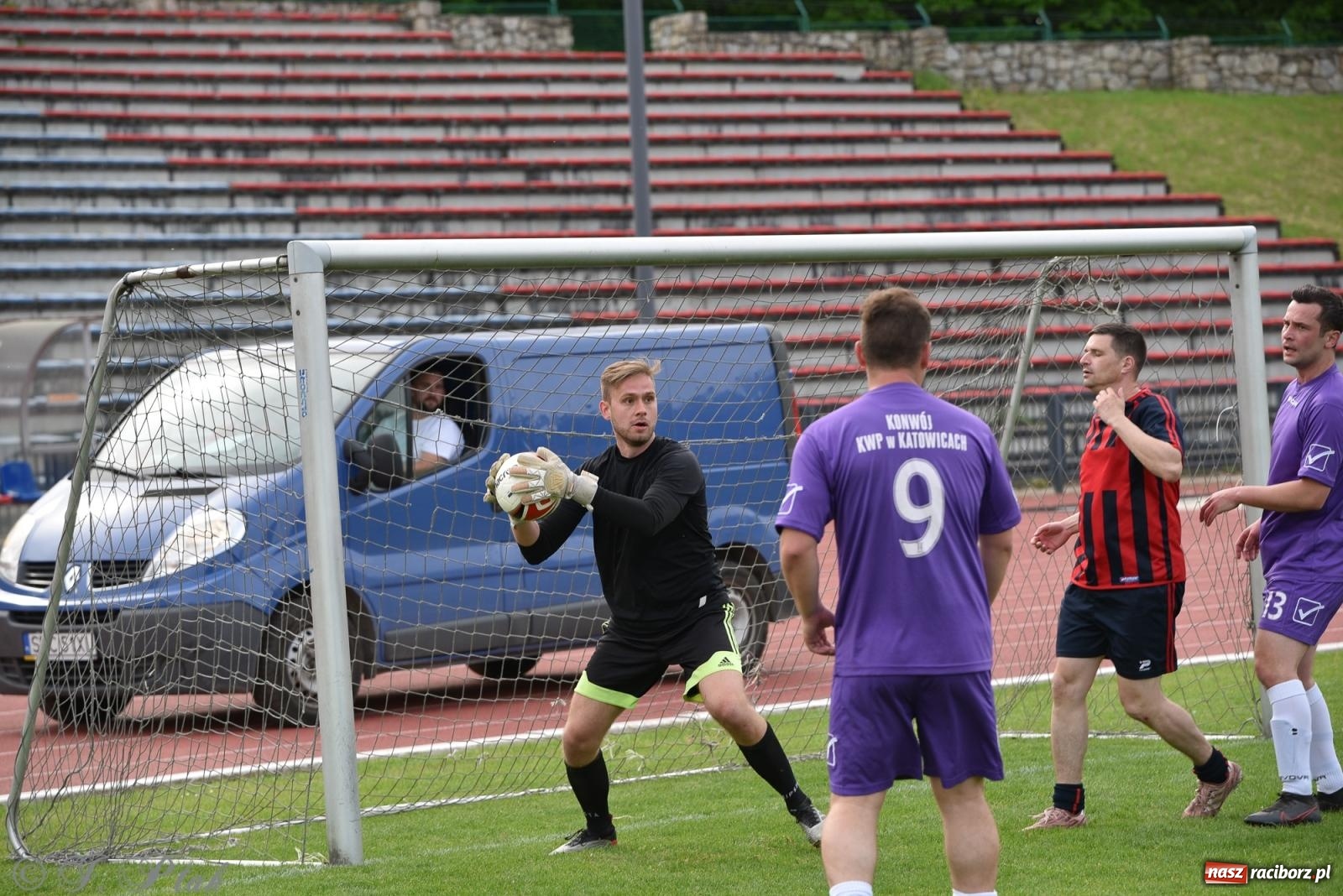 Zdjęcie w galerii na portalu naszraciborz.pl: XVI Bieg bez Granic i piłkarski turniej drużyn mundurowych [FOTO] wiadomości z regionu
