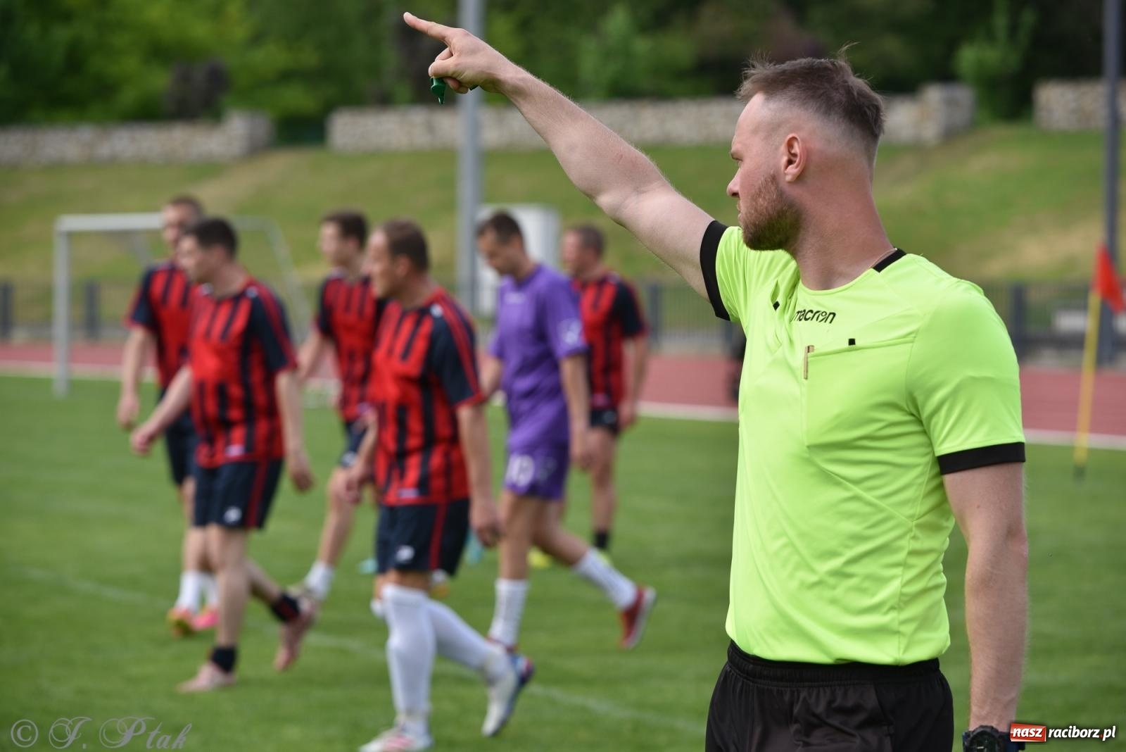 Zdjęcie w galerii na portalu naszraciborz.pl: XVI Bieg bez Granic i piłkarski turniej drużyn mundurowych [FOTO] wiadomości z regionu