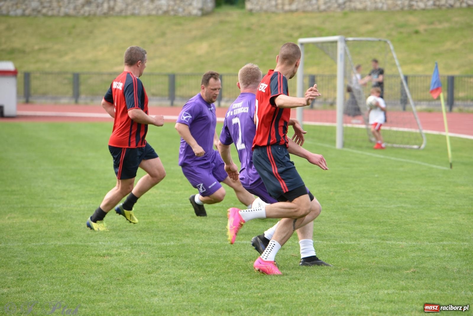 Zdjęcie w galerii na portalu naszraciborz.pl: XVI Bieg bez Granic i piłkarski turniej drużyn mundurowych [FOTO] wiadomości z regionu