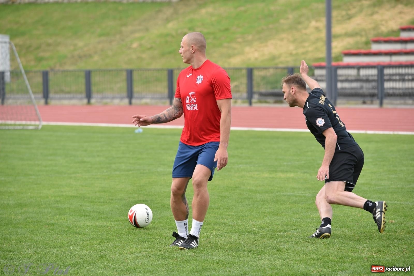 Zdjęcie w galerii na portalu naszraciborz.pl: XVI Bieg bez Granic i piłkarski turniej drużyn mundurowych [FOTO] wiadomości z regionu
