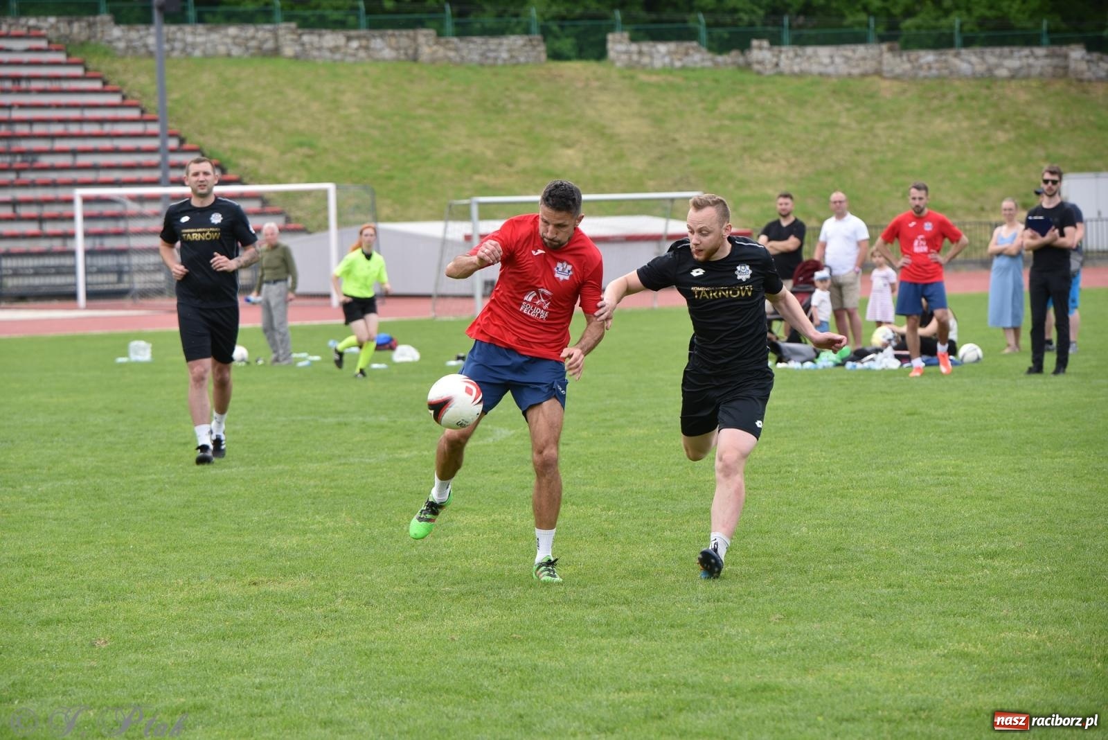 Zdjęcie w galerii na portalu naszraciborz.pl: XVI Bieg bez Granic i piłkarski turniej drużyn mundurowych [FOTO] wiadomości z regionu