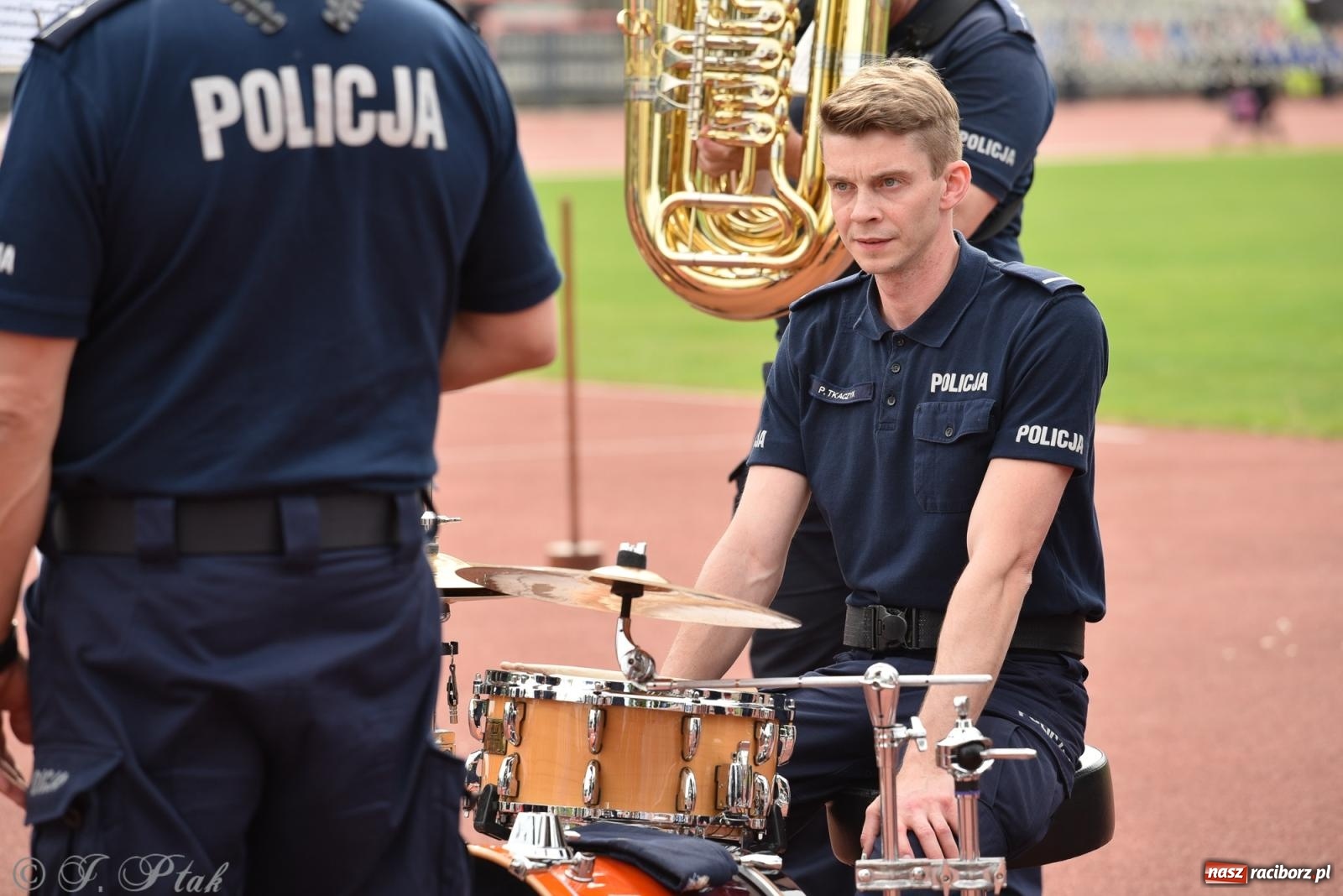 Zdjęcie w galerii na portalu naszraciborz.pl: XVI Bieg bez Granic i piłkarski turniej drużyn mundurowych [FOTO] wiadomości z regionu