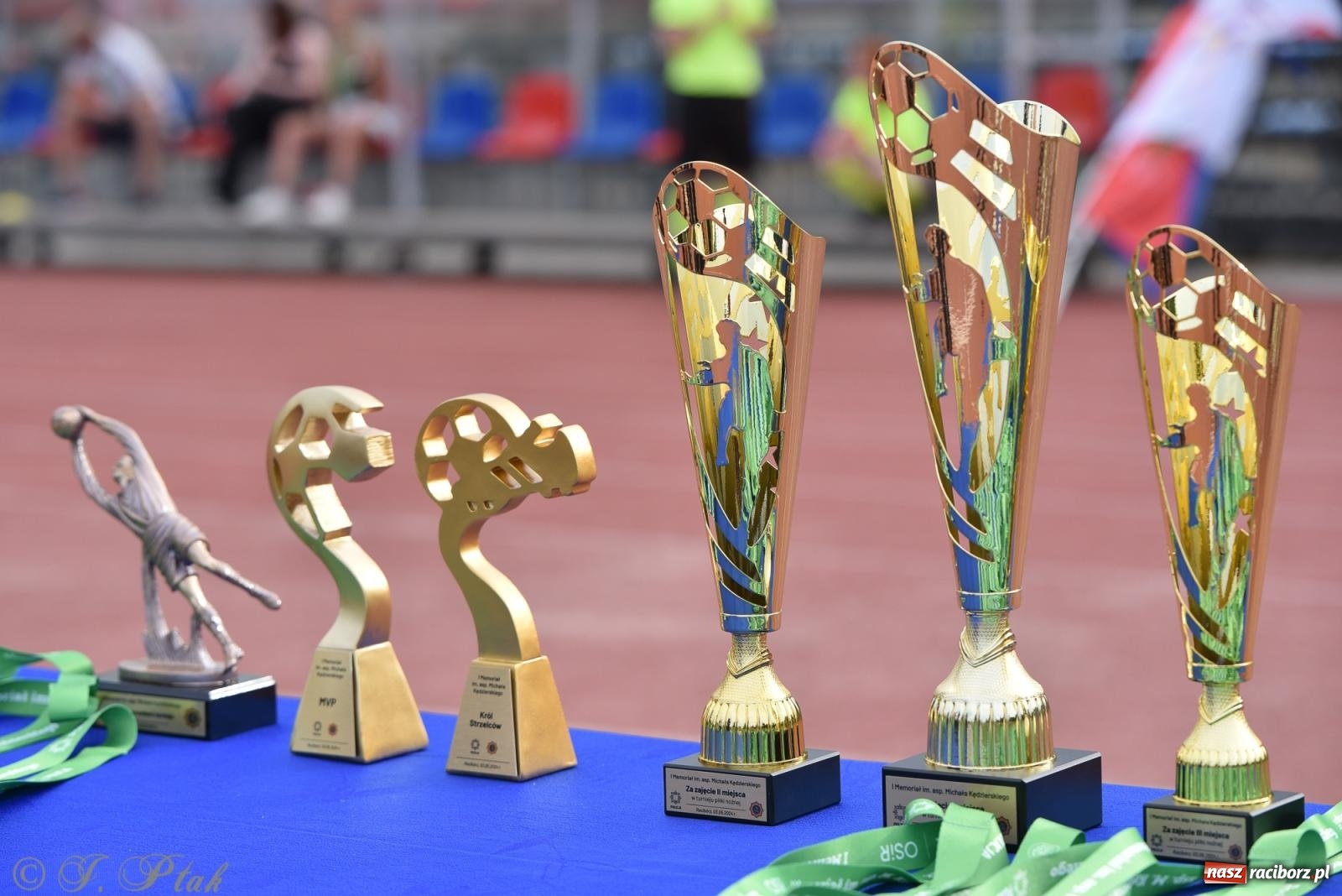 Zdjęcie w galerii na portalu naszraciborz.pl: XVI Bieg bez Granic i piłkarski turniej drużyn mundurowych [FOTO] wiadomości z regionu