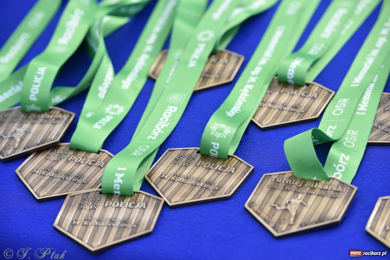 Zdjęcie w galerii na portalu naszraciborz.pl: XVI Bieg bez Granic i piłkarski turniej drużyn mundurowych [FOTO] wiadomości z regionu