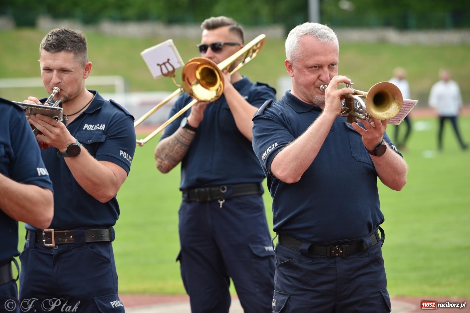 Zdjęcie w galerii na portalu naszraciborz.pl: XVI Bieg bez Granic i piłkarski turniej drużyn mundurowych [FOTO] wiadomości z regionu