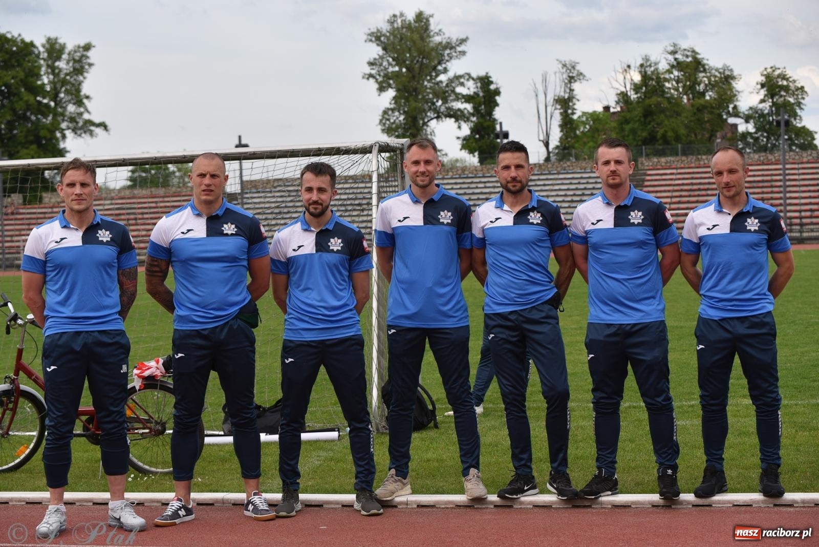 Zdjęcie w galerii na portalu naszraciborz.pl: XVI Bieg bez Granic i piłkarski turniej drużyn mundurowych [FOTO] wiadomości z regionu