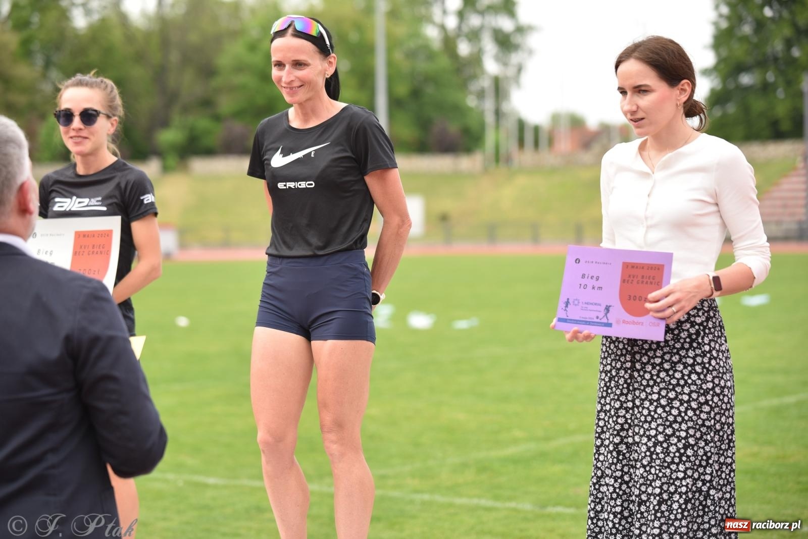 Zdjęcie w galerii na portalu naszraciborz.pl: XVI Bieg bez Granic i piłkarski turniej drużyn mundurowych [FOTO] wiadomości z regionu