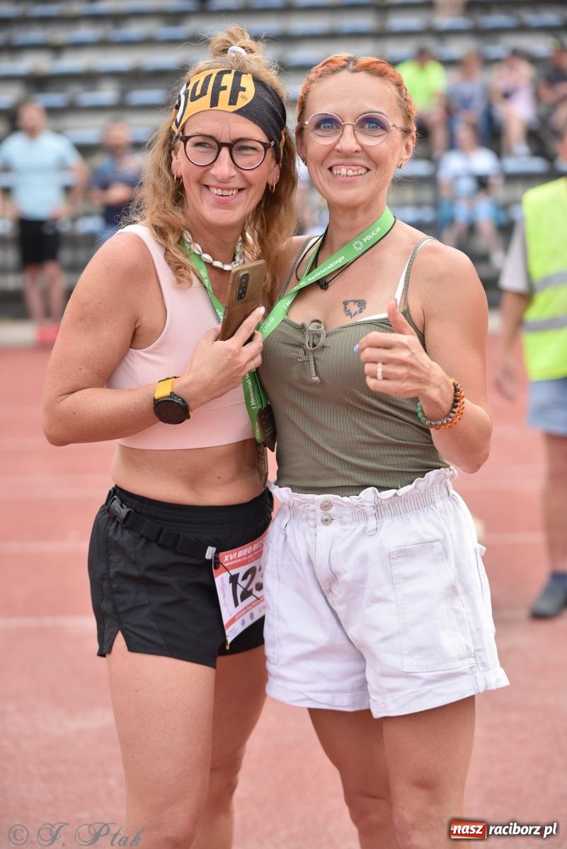 Zdjęcie w galerii na portalu naszraciborz.pl: XVI Bieg bez Granic i piłkarski turniej drużyn mundurowych [FOTO] wiadomości z regionu