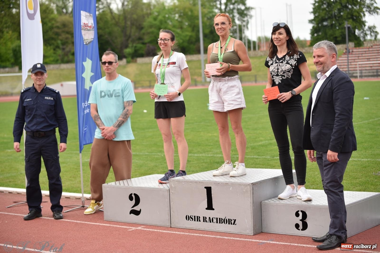 Zdjęcie w galerii na portalu naszraciborz.pl: XVI Bieg bez Granic i piłkarski turniej drużyn mundurowych [FOTO] wiadomości z regionu