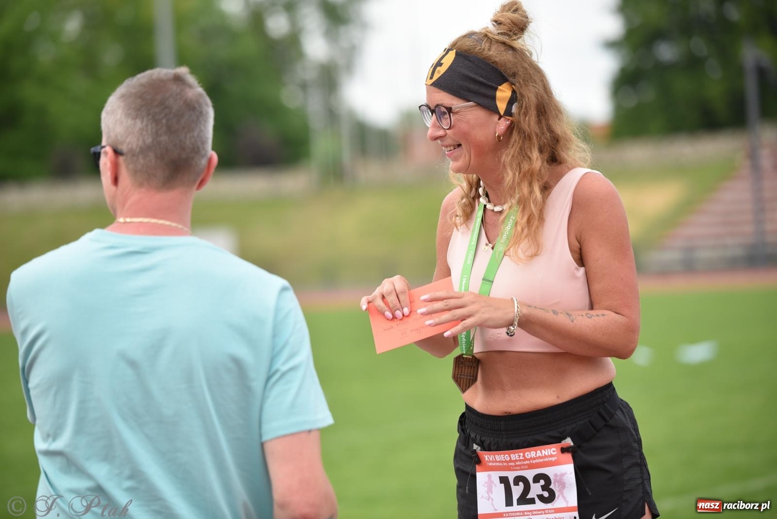 Zdjęcie w galerii na portalu naszraciborz.pl: XVI Bieg bez Granic i piłkarski turniej drużyn mundurowych [FOTO] wiadomości z regionu