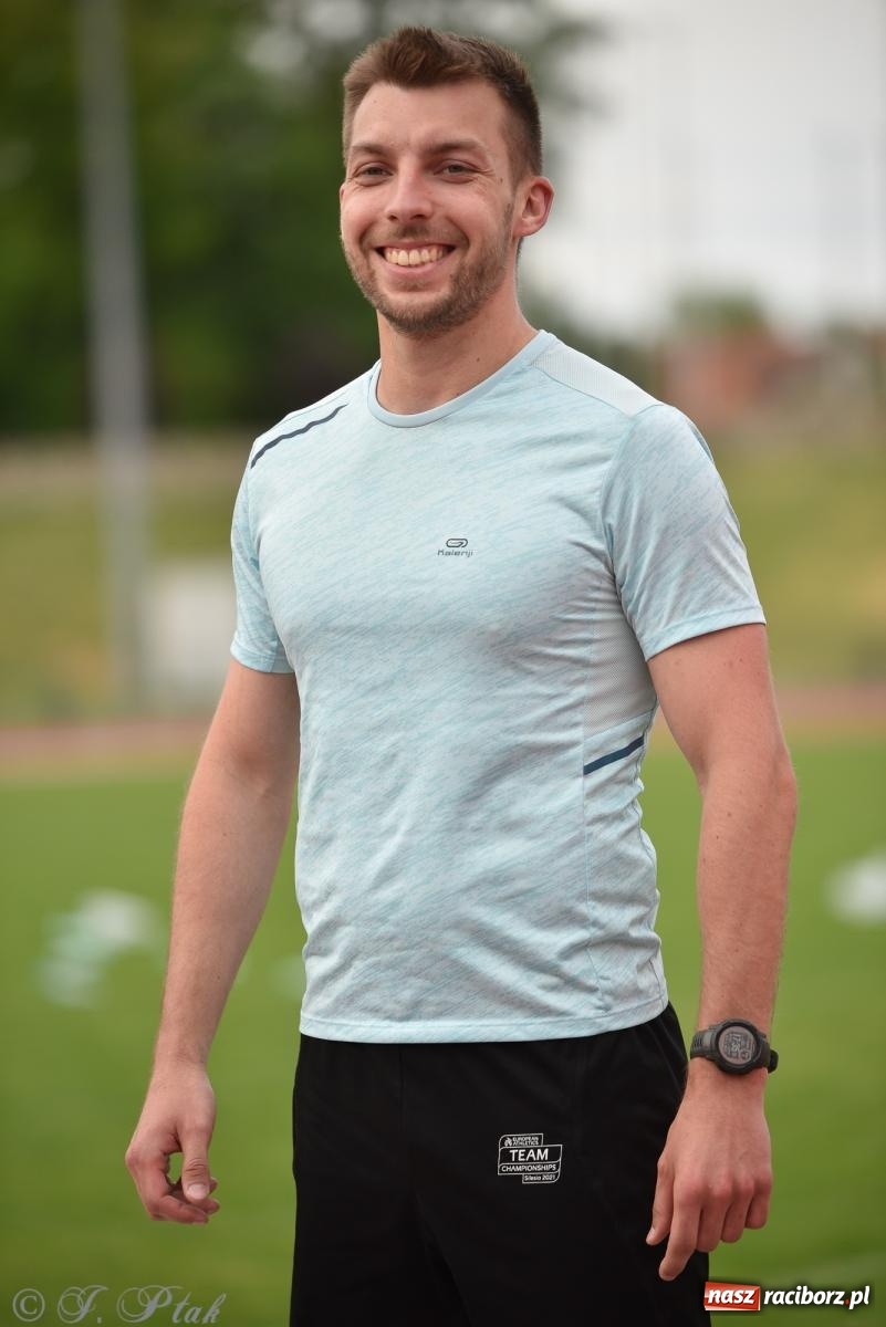 Zdjęcie w galerii na portalu naszraciborz.pl: XVI Bieg bez Granic i piłkarski turniej drużyn mundurowych [FOTO] wiadomości z regionu