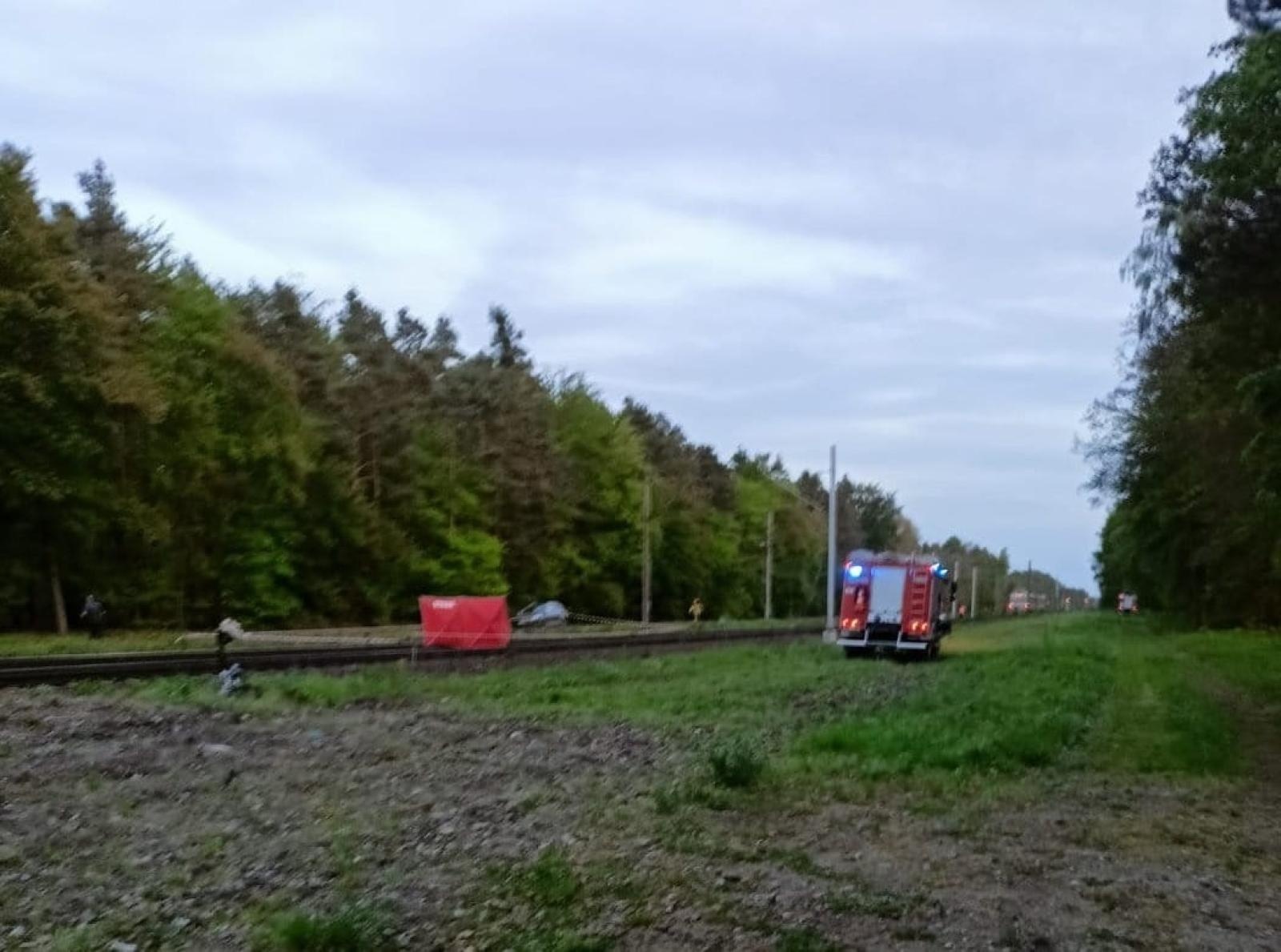 Zdjęcie w galerii na portalu naszraciborz.pl: Śmiertelny wypadek na torach na szlaku Kuźnia Raciborska-Nędza wiadomości z regionu