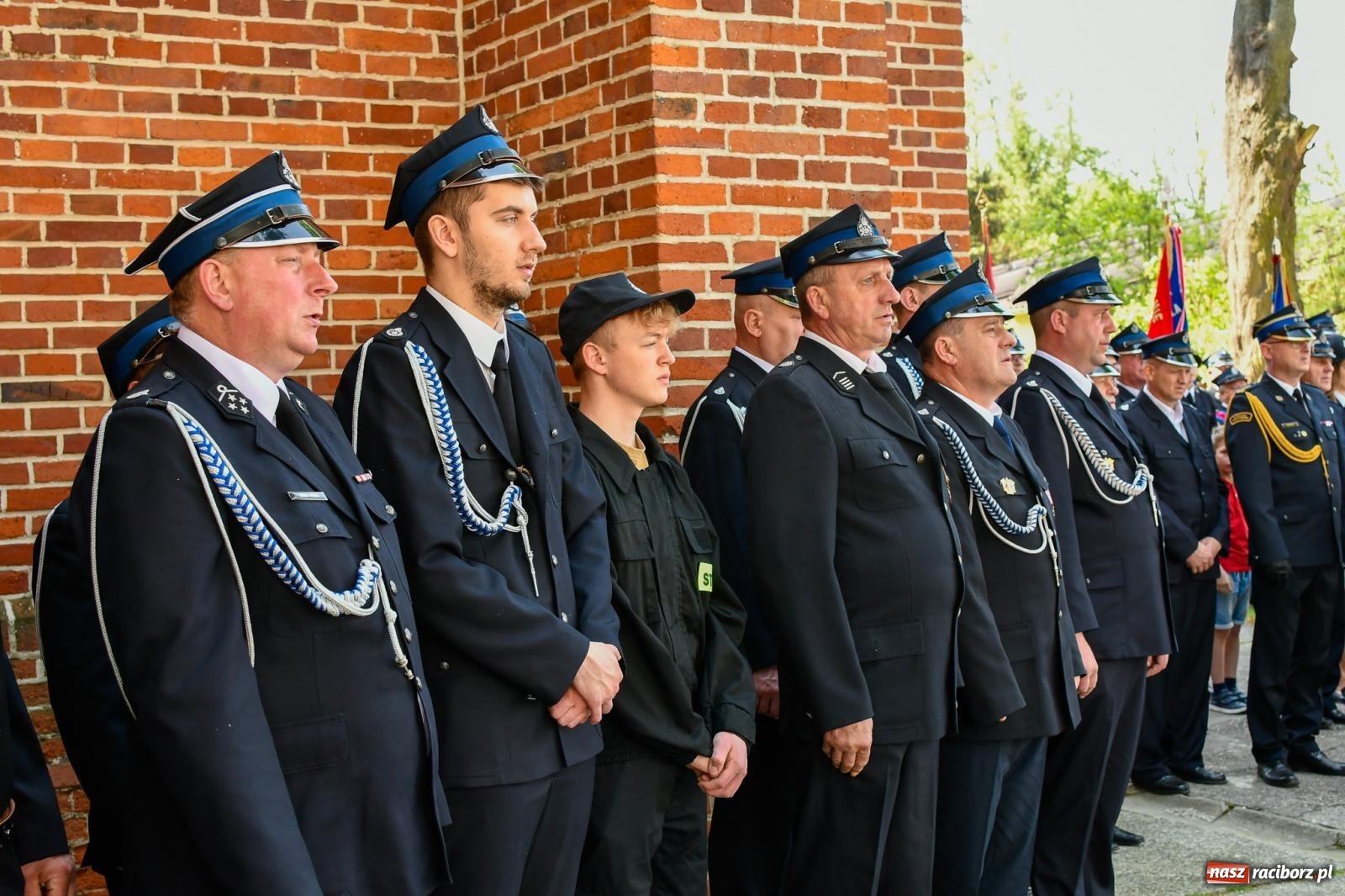 Zdjęcie w galerii na portalu naszraciborz.pl: Cyprzanowska OSP świętuje 140-lecie. Na urodziny dostała nowy wóz bojowy wiadomości z regionu