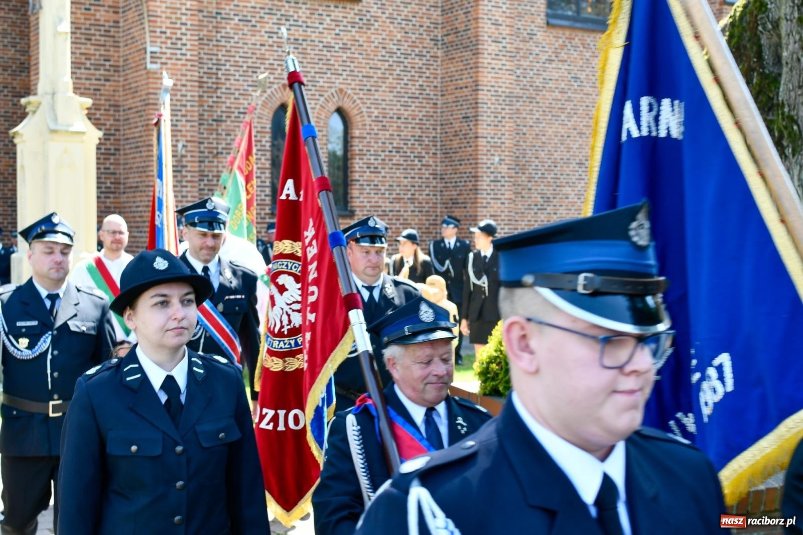 Zdjęcie w galerii na portalu naszraciborz.pl: Cyprzanowska OSP świętuje 140-lecie. Na urodziny dostała nowy wóz bojowy wiadomości z regionu
