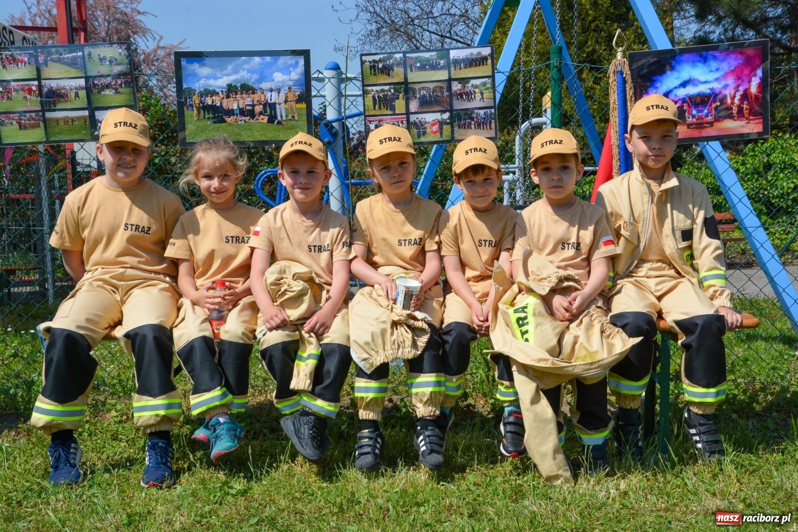 Zdjęcie w galerii na portalu naszraciborz.pl: Cyprzanowska OSP świętuje 140-lecie. Na urodziny dostała nowy wóz bojowy wiadomości z regionu