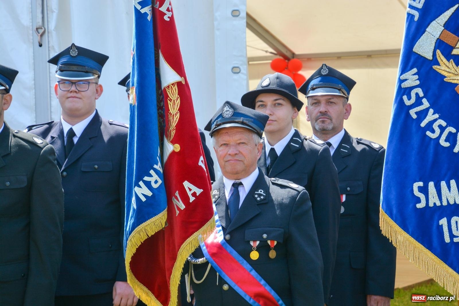 Zdjęcie w galerii na portalu naszraciborz.pl: Cyprzanowska OSP świętuje 140-lecie. Na urodziny dostała nowy wóz bojowy wiadomości z regionu