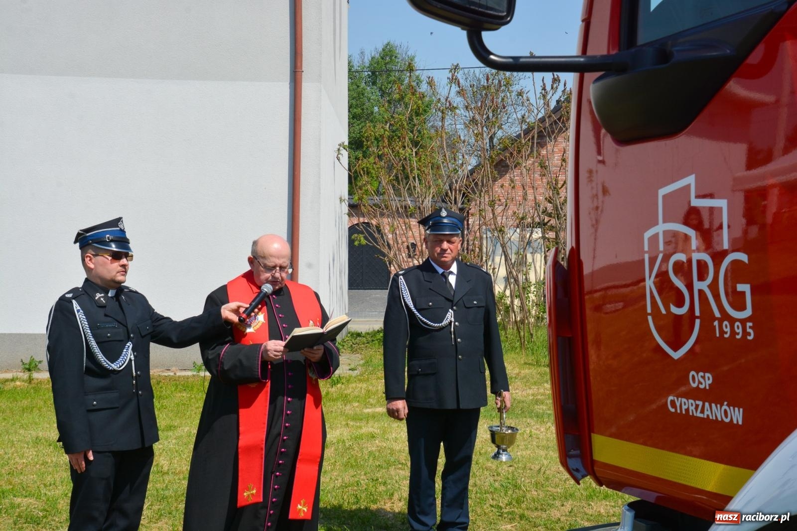 Zdjęcie w galerii na portalu naszraciborz.pl: Cyprzanowska OSP świętuje 140-lecie. Na urodziny dostała nowy wóz bojowy wiadomości z regionu