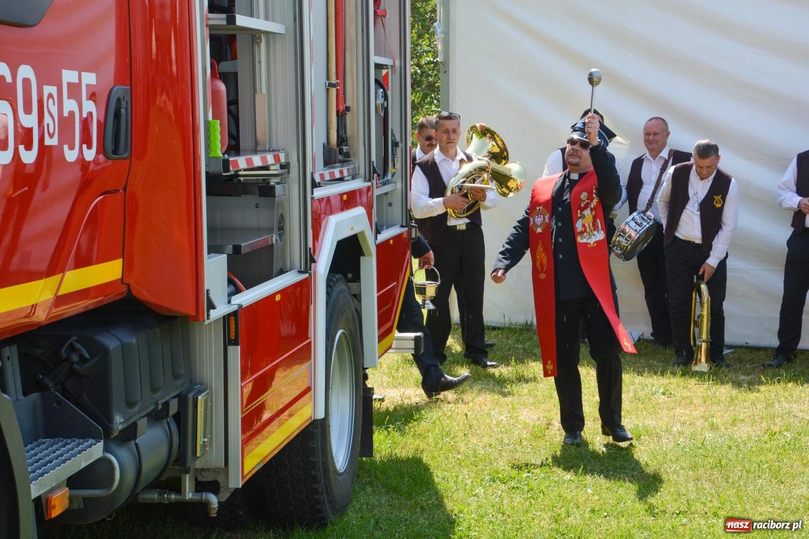 Zdjęcie w galerii na portalu naszraciborz.pl: Cyprzanowska OSP świętuje 140-lecie. Na urodziny dostała nowy wóz bojowy wiadomości z regionu
