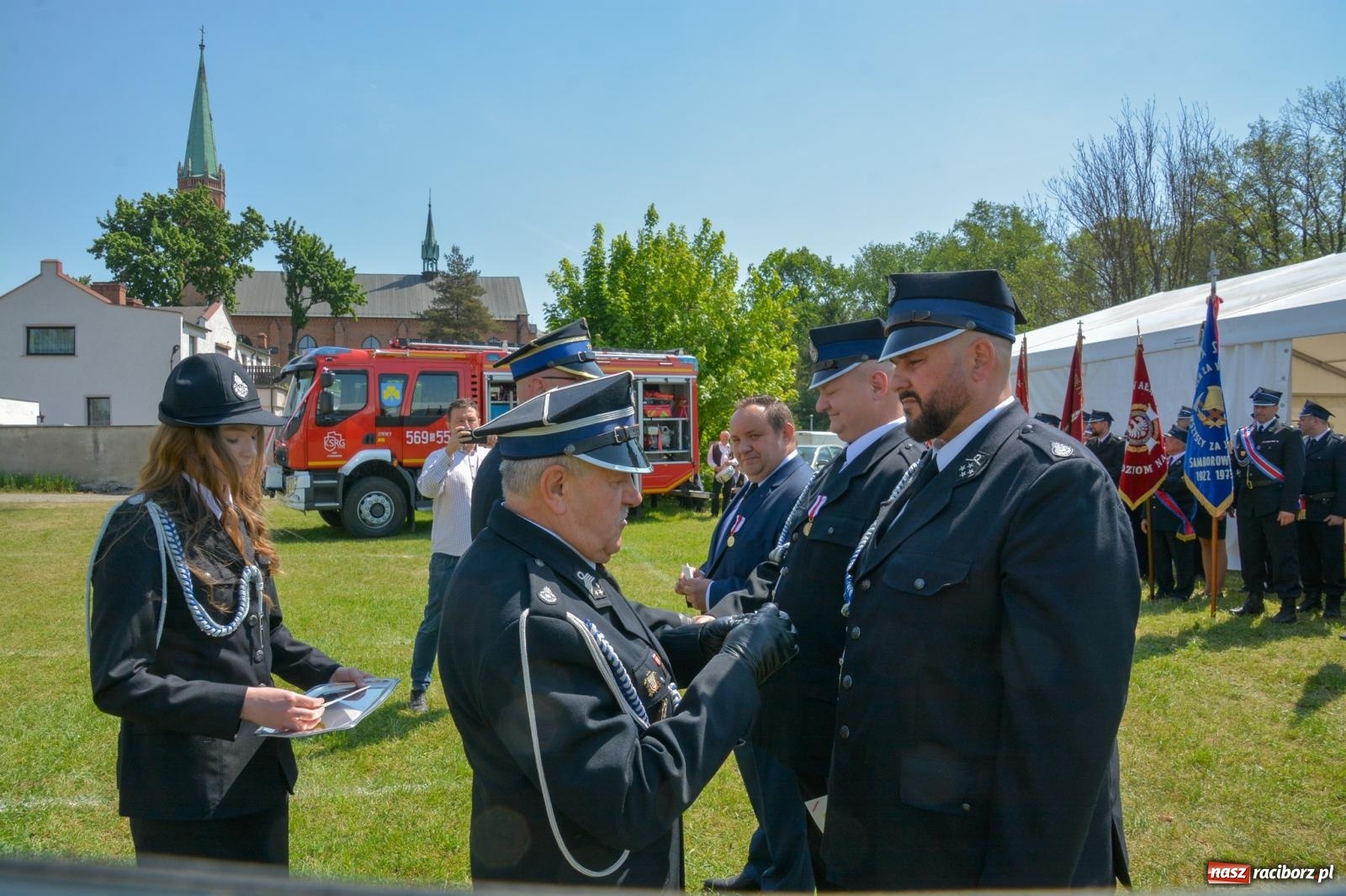 Zdjęcie w galerii na portalu naszraciborz.pl: Cyprzanowska OSP świętuje 140-lecie. Na urodziny dostała nowy wóz bojowy wiadomości z regionu