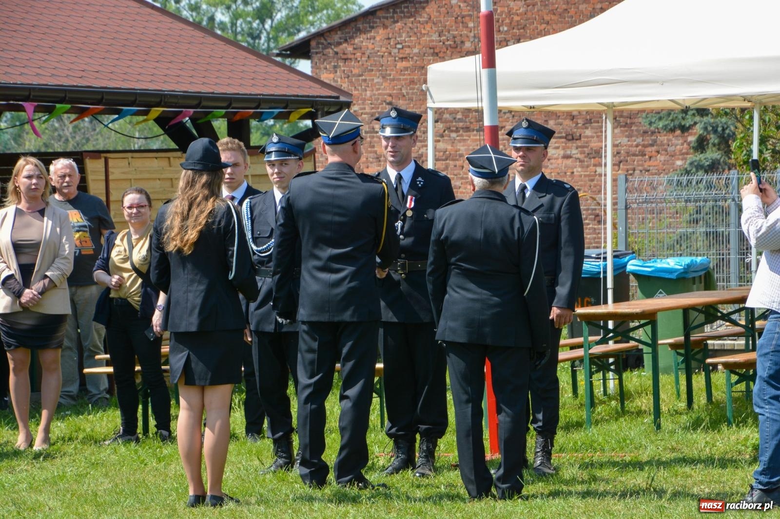 Zdjęcie w galerii na portalu naszraciborz.pl: Cyprzanowska OSP świętuje 140-lecie. Na urodziny dostała nowy wóz bojowy wiadomości z regionu