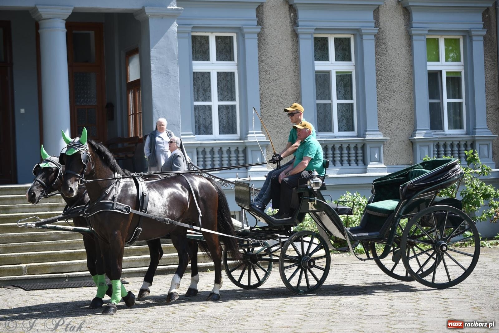 Zdjęcie w galerii na portalu naszraciborz.pl: Na pamiątkę wielkiego gradobicia. 147. procesja w Pogrzebieniu [FOTO i WIDEO] wiadomości z regionu