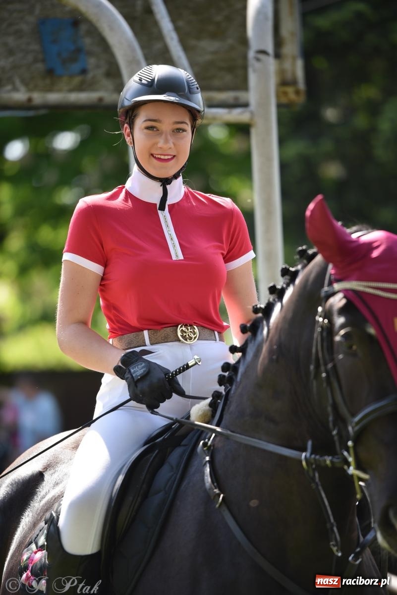 Zdjęcie w galerii na portalu naszraciborz.pl: Na pamiątkę wielkiego gradobicia. 147. procesja w Pogrzebieniu [FOTO i WIDEO] wiadomości z regionu