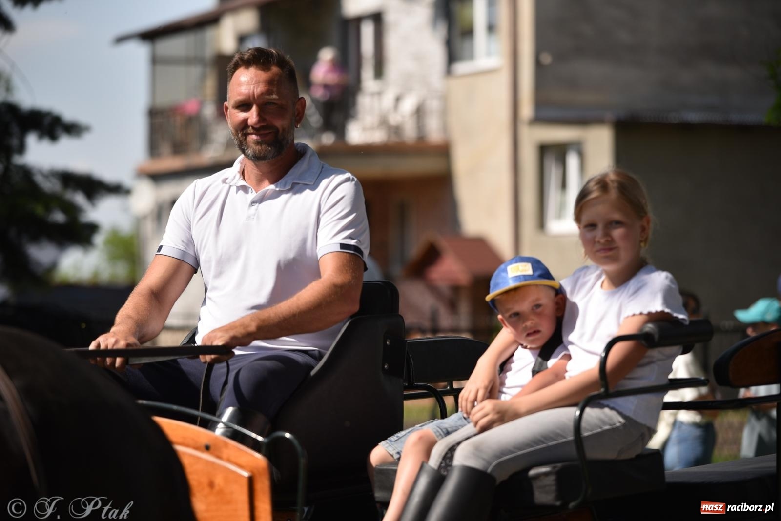 Zdjęcie w galerii na portalu naszraciborz.pl: Na pamiątkę wielkiego gradobicia. 147. procesja w Pogrzebieniu [FOTO i WIDEO] wiadomości z regionu