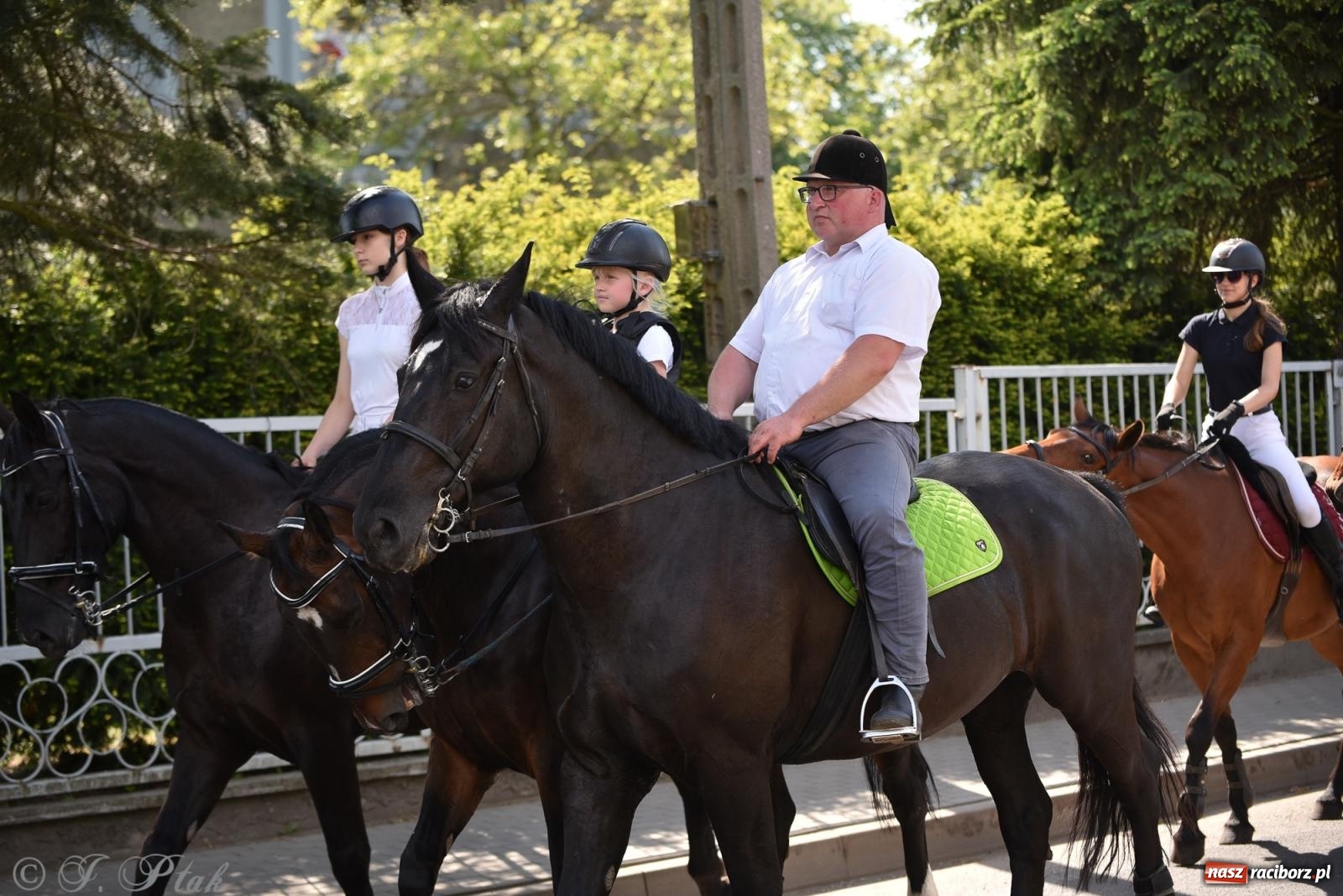 Zdjęcie w galerii na portalu naszraciborz.pl: Na pamiątkę wielkiego gradobicia. 147. procesja w Pogrzebieniu [FOTO i WIDEO] wiadomości z regionu
