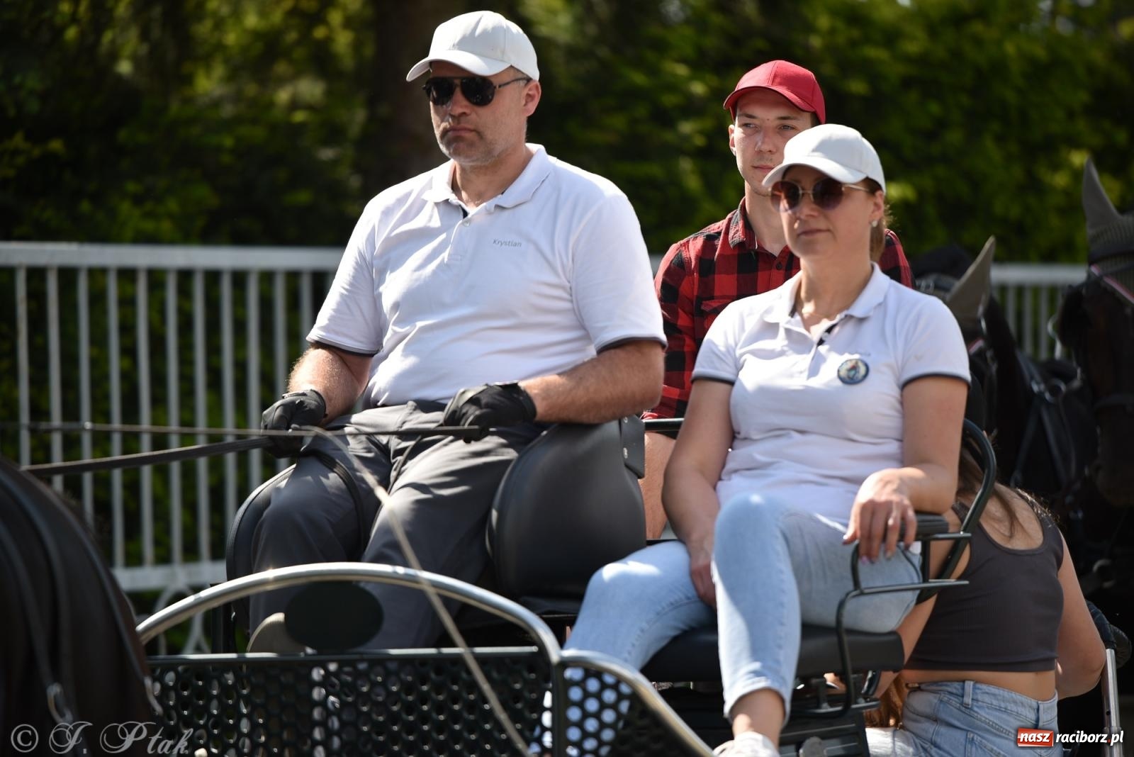 Zdjęcie w galerii na portalu naszraciborz.pl: Na pamiątkę wielkiego gradobicia. 147. procesja w Pogrzebieniu [FOTO i WIDEO] wiadomości z regionu