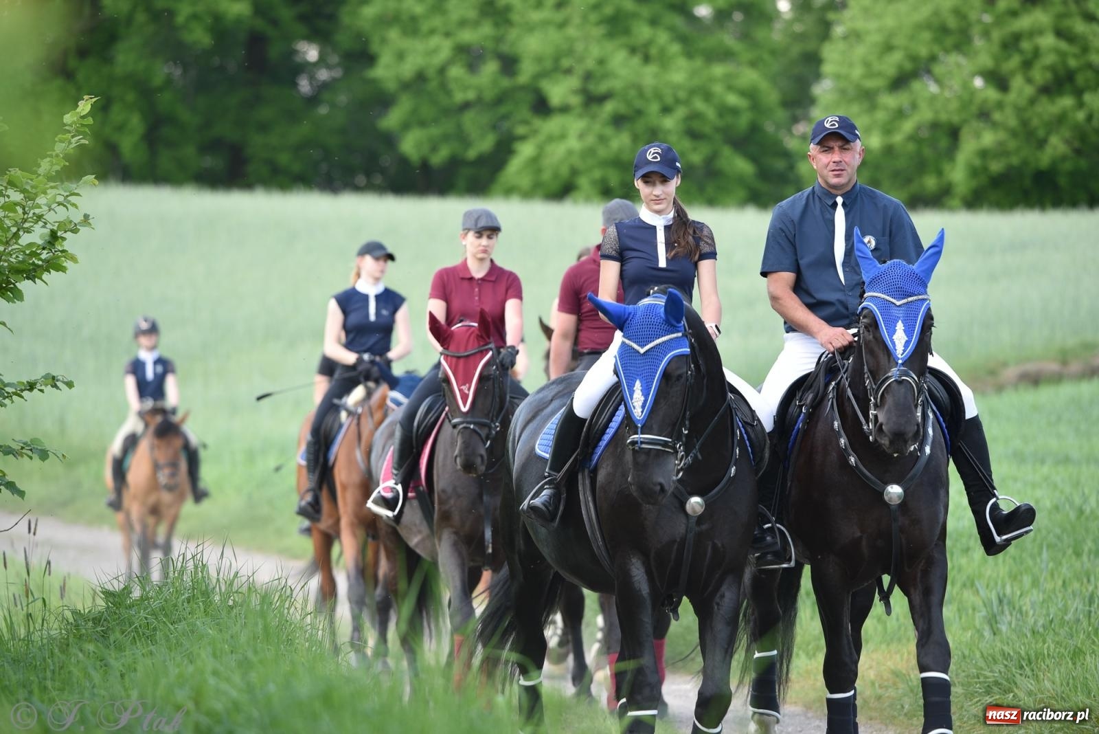 Zdjęcie w galerii na portalu naszraciborz.pl: Na pamiątkę wielkiego gradobicia. 147. procesja w Pogrzebieniu [FOTO i WIDEO] wiadomości z regionu