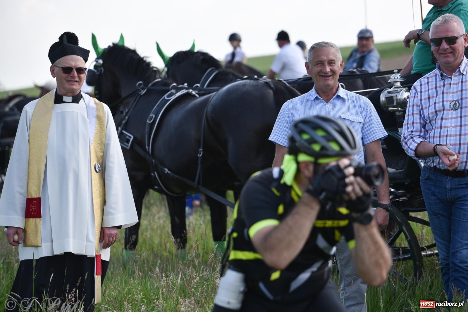 Zdjęcie w galerii na portalu naszraciborz.pl: Na pamiątkę wielkiego gradobicia. 147. procesja w Pogrzebieniu [FOTO i WIDEO] wiadomości z regionu