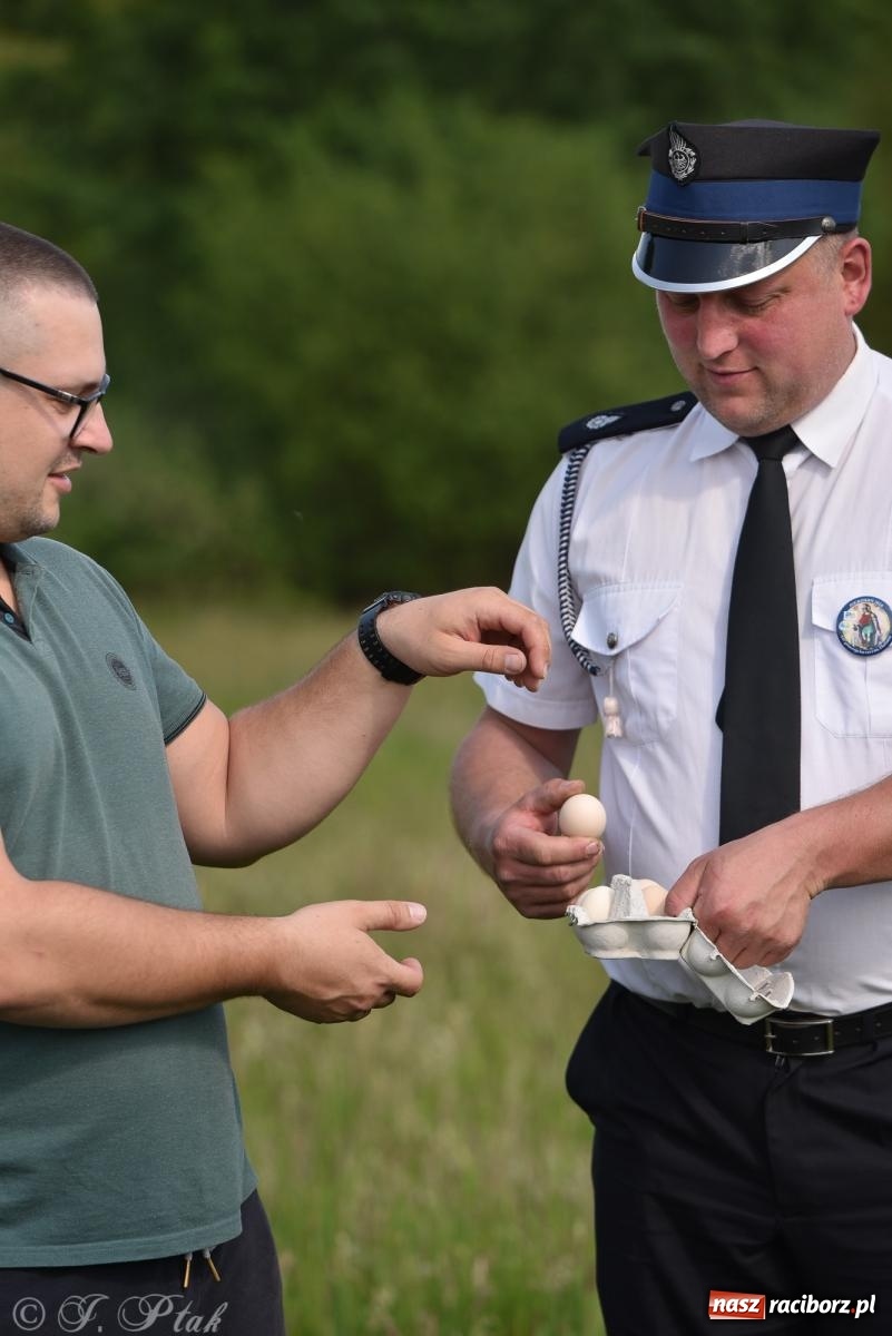 Zdjęcie w galerii na portalu naszraciborz.pl: Na pamiątkę wielkiego gradobicia. 147. procesja w Pogrzebieniu [FOTO i WIDEO] wiadomości z regionu