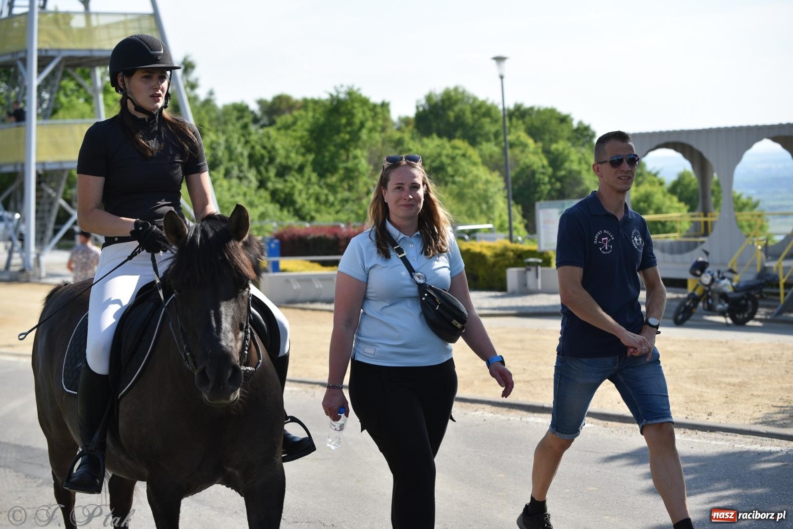 Zdjęcie w galerii na portalu naszraciborz.pl: Na pamiątkę wielkiego gradobicia. 147. procesja w Pogrzebieniu [FOTO i WIDEO] wiadomości z regionu