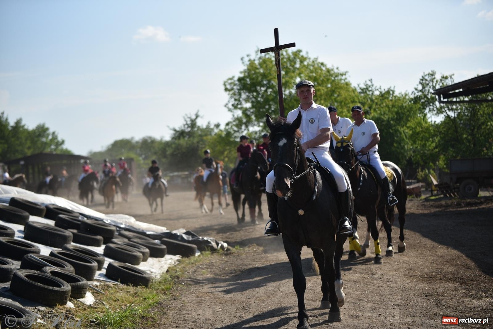 Zdjęcie w galerii na portalu naszraciborz.pl: Na pamiątkę wielkiego gradobicia. 147. procesja w Pogrzebieniu [FOTO i WIDEO] wiadomości z regionu